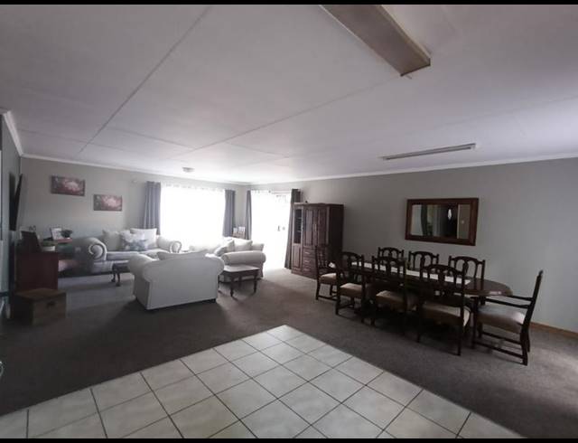 2 BEDROOM PROPERTY TO RENT IN STRUBENVALE